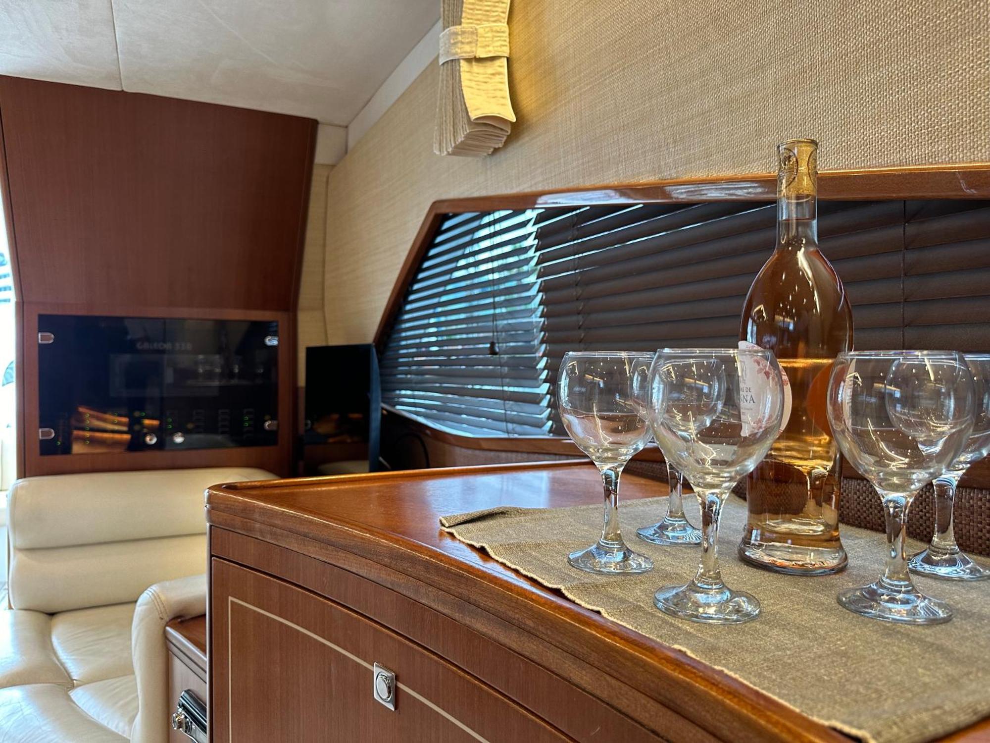 Botel Yacht Pegasus Ii Barcelona