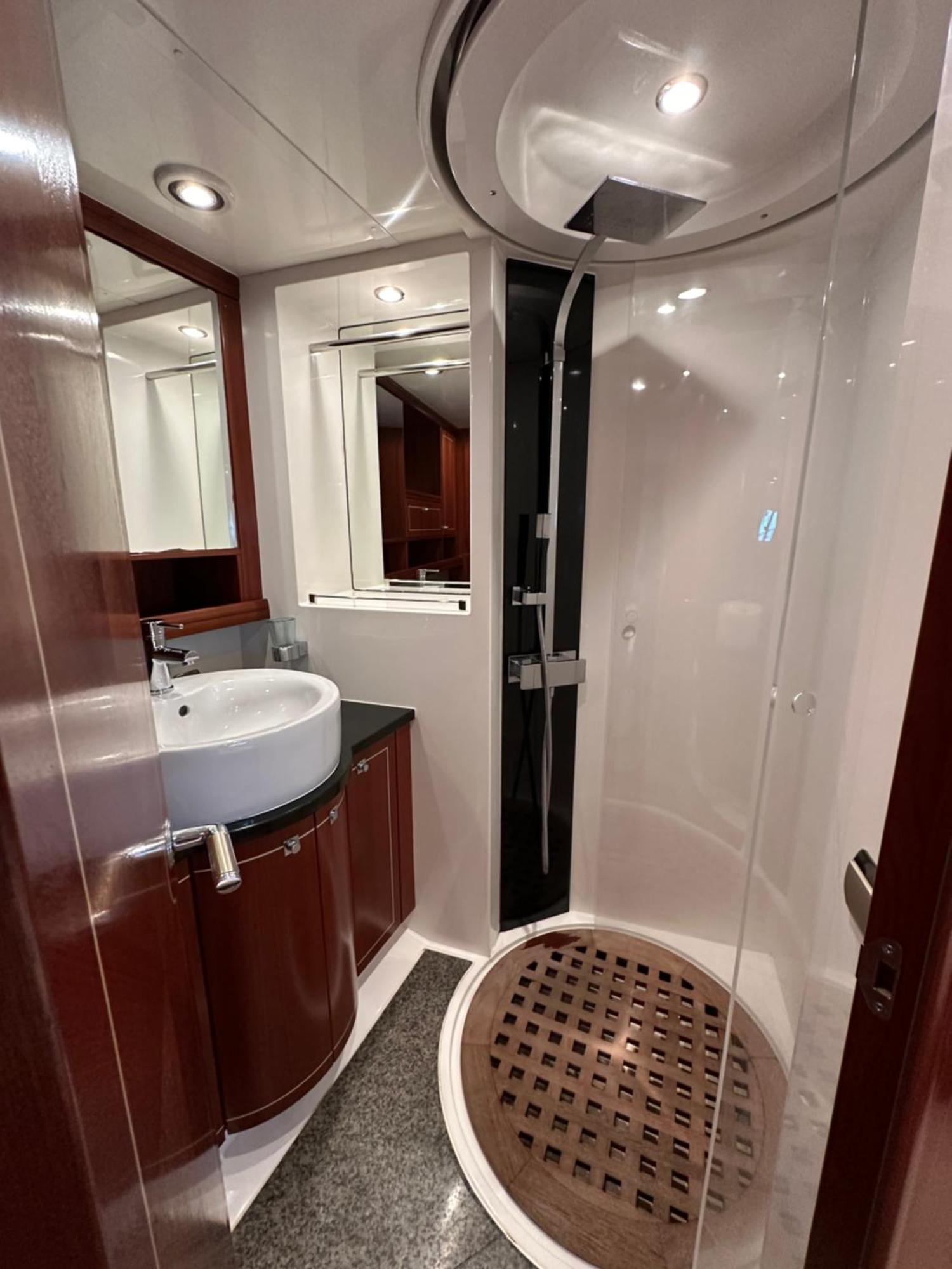 Botel Yacht Pegasus Ii *