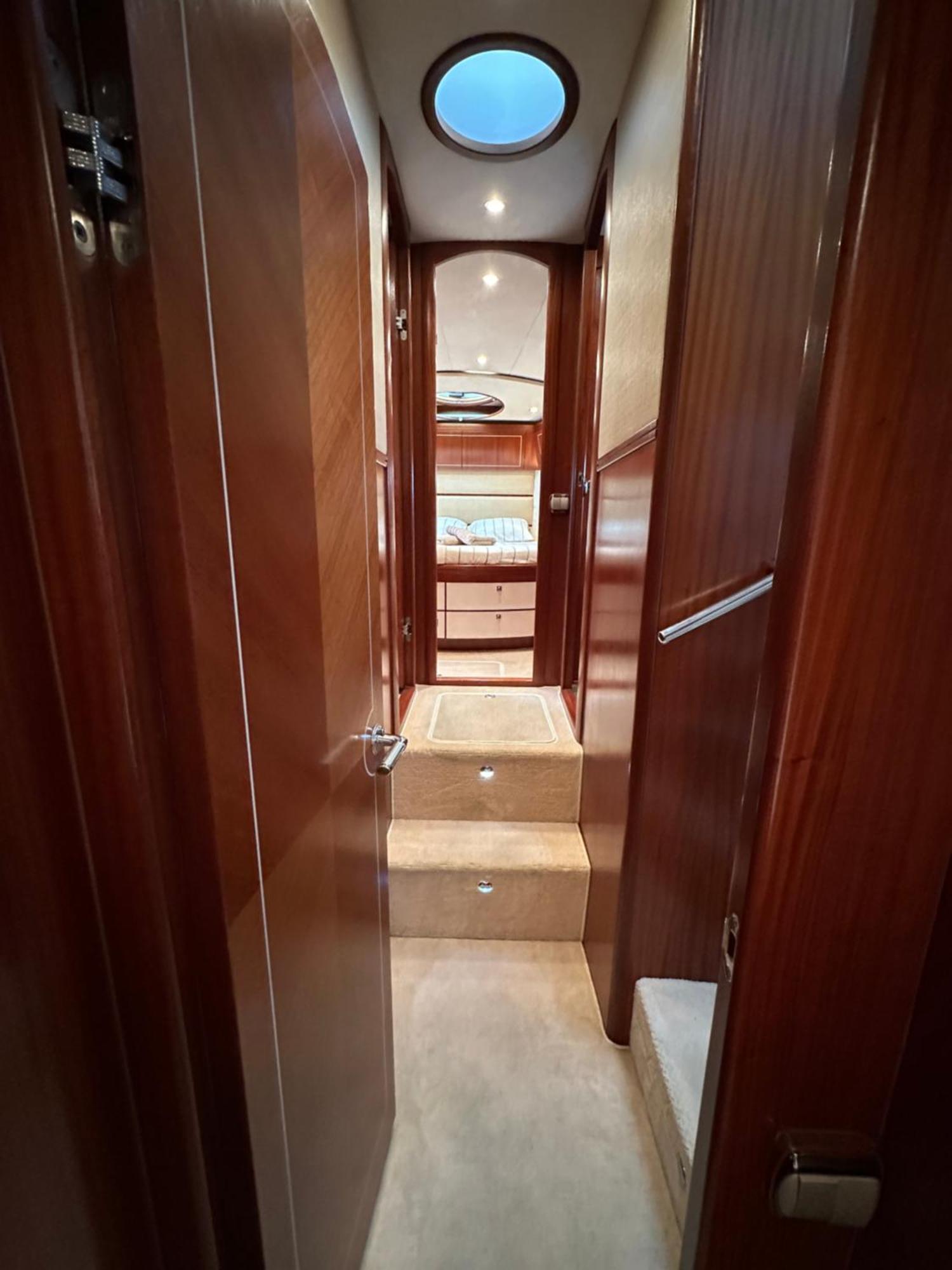 Yacht Pegasus Ii Botel *